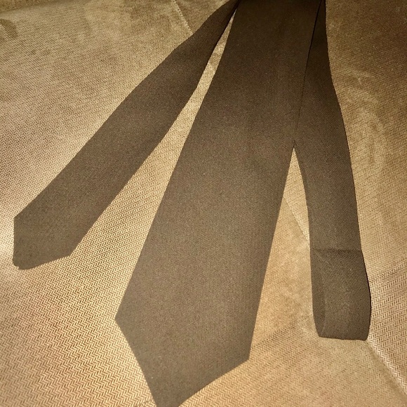 Giorgio Armani Brown Wool Tie - Picture 2 of 6